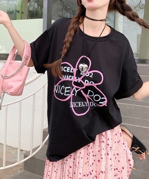 FUNdaysion(ファンデイション)の「フラワーロゴビッグT(Tシャツ/カットソー・レディース・ホワイト/ブラック・M)」の4枚目の写真
