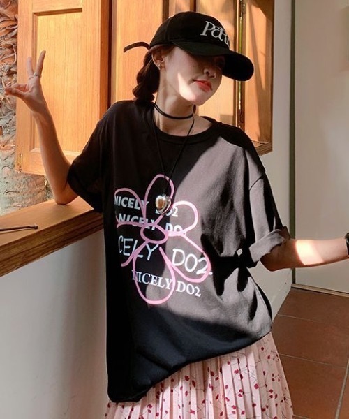 FUNdaysion(ファンデイション)の「フラワーロゴビッグT(Tシャツ/カットソー・レディース・ホワイト/ブラック・M)」の9枚目の写真