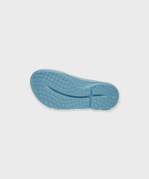 OOFOS(ウーフォス)の「OOFOS/ OOriginal Recovery Sandals/ 5020010 秋服 冬服(サンダル・メンズ・ブルー系その他・4/3)」の6枚目の写真