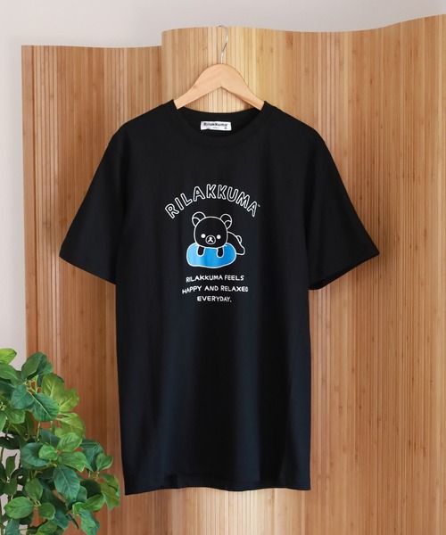 FUNALIVE(ファンアライブ)の「リラックマ プリント天竺半袖Tシャツ(Tシャツ/カットソー・メンズ・グレイッシュベージュ/ブラック/サックスブルー・L/M/LL)」の1枚目の写真