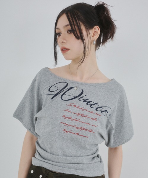 ENVYM(アンビー)の「オフショルロゴプリントトップス(Tシャツ/カットソー・レディース・ホワイト/グレー/ブラック・FREE)」の19枚目の写真