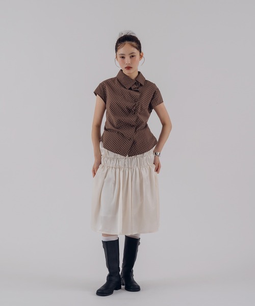 MUHET(ミュエータ)の「satin gather skirt / サテンギャザースカート(スカート・レディース・ブラック/アイボリー・MEDIUM/LARGE)」の6枚目の写真