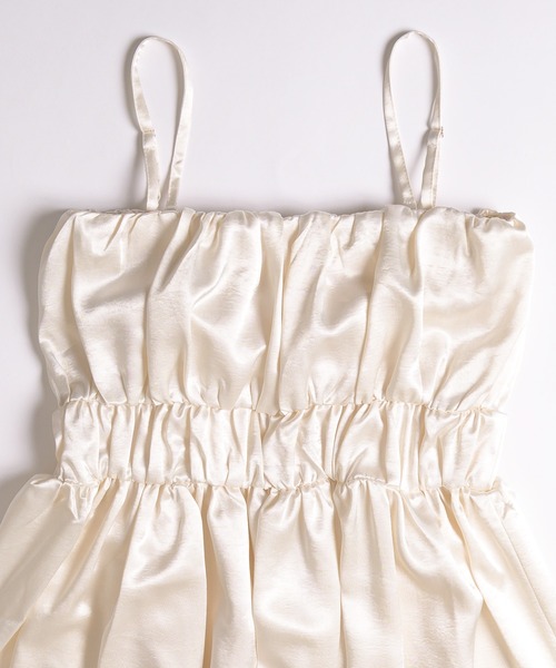 MUHET(ミュエータ)の「satin gather skirt / サテンギャザースカート(スカート・レディース・ブラック/アイボリー・MEDIUM/LARGE)」の3枚目の写真