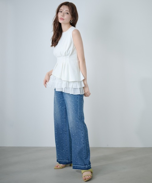 AND COUTURE（アンドクチュール）の「ラインストーンフレアデニムパンツ（デニムパンツ・レディース・ブラック/ブルー・SMALL/MEDIUM）」の6枚目の写真