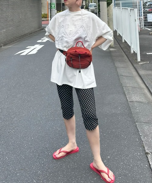 Alley Tokyo(アリートーキョー)の「パイピング&レースカプリパンツ(その他パンツ・レディース・ホワイト系/ブラック系/ブラック・FREE)」の15枚目の写真