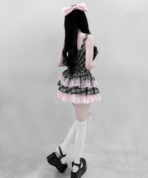OLIVE des OLIVE（オリーブデオリーブ）の「【インフルエンサー企画】miko ribbon check onepiece（ワンピース・レディース・ピンク/ブラック・FREE）」の14枚目の写真