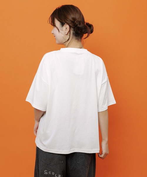 ScoLar(スカラー)の「ScoLar(スカラー) スカラーちゃんベーカリー柄Tシャツ(Tシャツ/カットソー・レディース・グリーン/オレンジ/オフホワイト/ブラック・MEDIUM)」の15枚目の写真