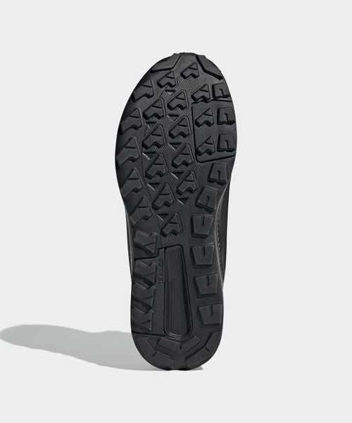 adidas（アディダス）の「テレックス エニーランダー クライマウォーム+ ハイキング シューズ / アディダス adidas（スニーカー・メンズ・ブラック・24.5cm/25.0cm/25.5cm/26.0cm/26.5cm/27.0cm/27.5cm/28.0cm/28.5cm/29.0cm）」の3枚目の写真