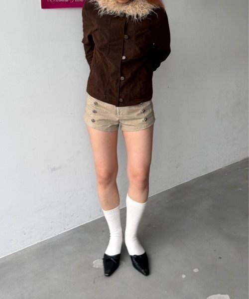 SHAGGIE(シャギー)の「フロントジップナポレオンショートパンツ(その他パンツ・レディース・グレー/ブラック/ベージュ・SMALL/MEDIUM)」の11枚目の写真