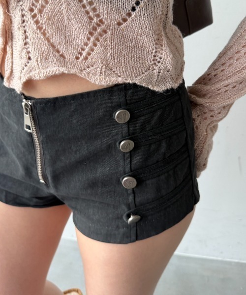 SHAGGIE(シャギー)の「フロントジップナポレオンショートパンツ(その他パンツ・レディース・グレー/ブラック/ベージュ・SMALL/MEDIUM)」の20枚目の写真