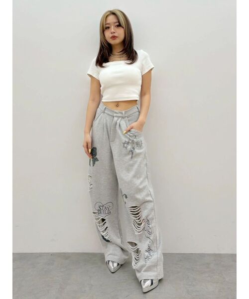 EVRIS(エヴリス)の「【パッド付】ハーフスリーブバックリボンスクエアネックトップス 秋服(Tシャツ/カットソー・レディース・ホワイト/ブラック/ブラウン・FREE)」の6枚目の写真