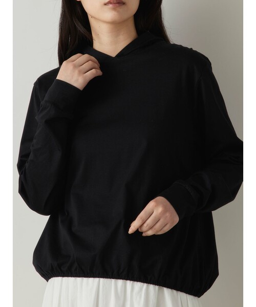MidiUmi(ミディウミ)の「MidiUmi フード付きプルオーバー(Tシャツ/カットソー・レディース・ブラック/オフホワイト/ライトグレー・FREE)」の11枚目の写真