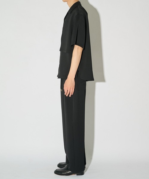 CULLNI(クルニ)の「【CULLNI】別注 Cord pique Asymmetrical Short Sleeve Shirt / ウォッシャブル / 伸縮素材(シャツ/ブラウス・メンズ・グリーン/グレー/ブラック/ホワイト/ネイビー/ベージュ・2/1)」の16枚目の写真