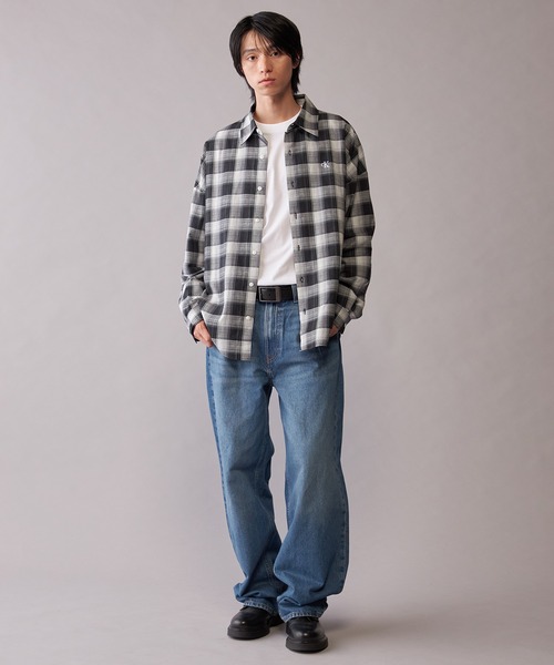 Calvin Klein(カルバン・クライン)の「【ZOZO限定】リラックスフィット チェック ロングスリーブシャツ(シャツ/ブラウス・メンズ・ブラック/ホワイト・S/M/XL/L)」の8枚目の写真