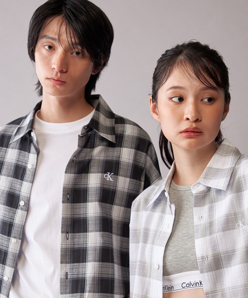Calvin Klein(カルバン・クライン)の「【ZOZO限定】リラックスフィット チェック ロングスリーブシャツ(シャツ/ブラウス・メンズ・ブラック/ホワイト・S/M/XL/L)」の16枚目の写真