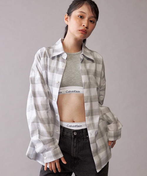 Calvin Klein(カルバン・クライン)の「【ZOZO限定】リラックスフィット チェック ロングスリーブシャツ(シャツ/ブラウス・メンズ・ブラック/ホワイト・S/M/XL/L)」の10枚目の写真