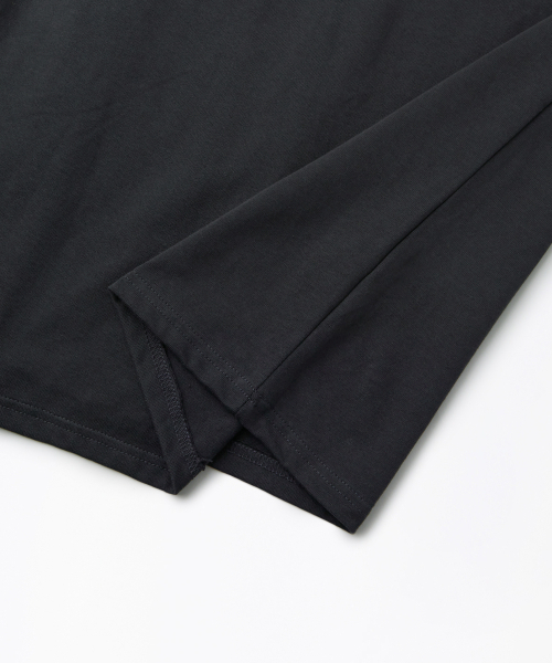 OUTSTANDING(アウトスタンディング)の「MOT SERIES LONG SLEEVE(SPEED DUST)_CHARCOAL(Tシャツ/カットソー・メンズ・その他・LARGE/MEDIUM/X-LARGE)」の6枚目の写真