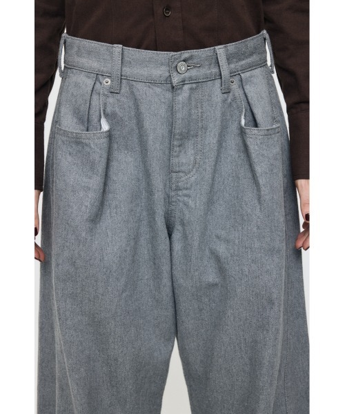 MOUSSY(マウジー)の「LOOSE WAIST CURVED STRAIGHT(デニムパンツ・レディース・グレー/ブラック/ベージュ・0/1/2)」の10枚目の写真