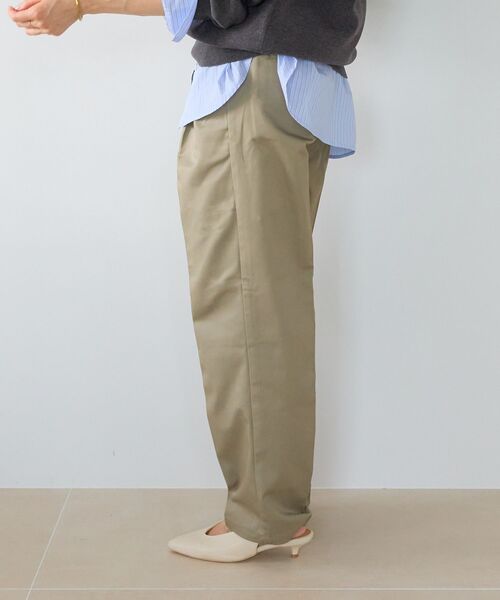 le.coeur blanc(ルクールブラン)の「Dickiesツイルツータックパンツ(その他パンツ・レディース・ベージュ・38/36)」の4枚目の写真