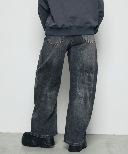 DAZE(デイズ)の「ヴィンテージウォッシュ ワイドデニムパンツ(デニムパンツ・メンズ・グレー系/ブルー系/ブラック系・SMALL/MEDIUM/LARGE/X-LARGE)」の5枚目の写真