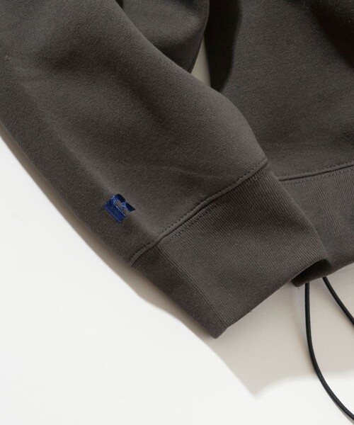 Russell Athletic(ラッセルアスレティック)の「RUSSELL ATHLETIC/ラッセルアスレチック 限定展開 RUSSELL ATHLETIC × FREAK'S STORE / 別注RS カラーロゴ スウェット(スウェット・メンズ・ピンク/スミクロ/ネイビー/ブラウン/アッシュグレー・SMALL/LARGE/MEDIUM)」の8枚目の写真