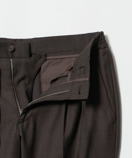 UNITED ARROWS(ユナイテッドアローズ)の「サイドシャーリング 1プリーツ スリムテーパード スラックス ヨコストレッチ(スラックス・メンズ・グレー系/ダークブラウン/ネイビー・46/50/48/44)」の9枚目の写真