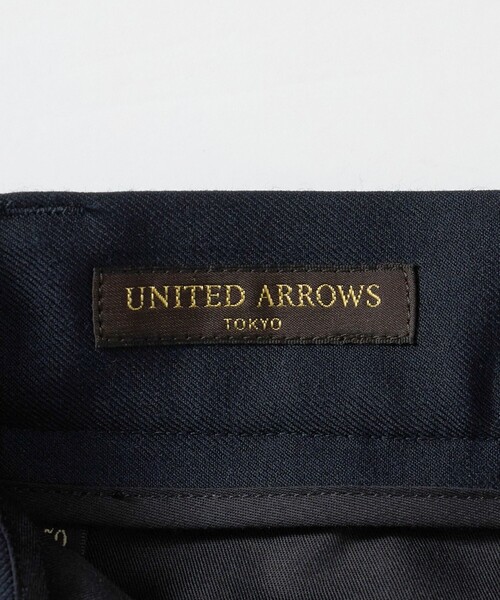UNITED ARROWS(ユナイテッドアローズ)の「サイドシャーリング 1プリーツ スリムテーパード スラックス ヨコストレッチ(スラックス・メンズ・グレー系/ダークブラウン/ネイビー・46/50/48/44)」の11枚目の写真