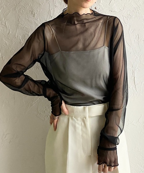 She's Closet(シーズクローゼット)の「長袖 サムホール プチハイネック シアートップス ロングTシャツ(Tシャツ/カットソー・レディース・ブラック/ボルドー/ブラウン/オフホワイト・FREE)」の1枚目の写真