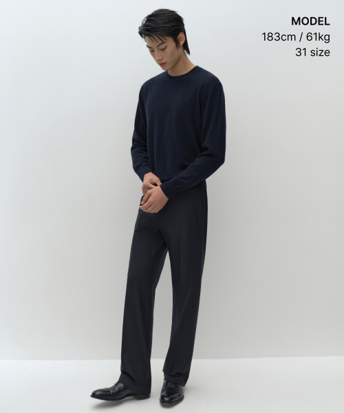 MUSINSA STANDARD（ムシンサスタンダード）の「[プラス] ストレートウールスラックス [ネイビー]（スラックス・メンズ・その他・28/29/30/31/32/33/34/36/38）」の2枚目の写真