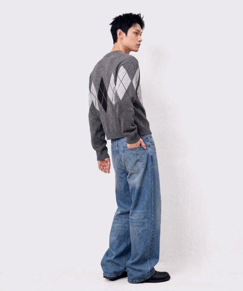 UNDEROFF(アンダーオフ)の「アーガイル クロップドニット グレー(ニット/セーター・レディース・グレー系・MEDIUM/LARGE/XX-LARGE)」の3枚目の写真