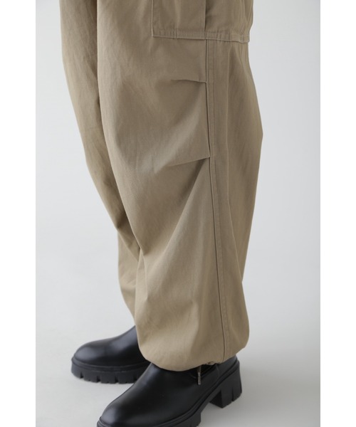 YLEVE(イレーヴ)の「YLEVE / COTTON LINEN HIGH TWIST GABARDINE M51 TR(その他パンツ・レディース・カーキ・2)」の9枚目の写真