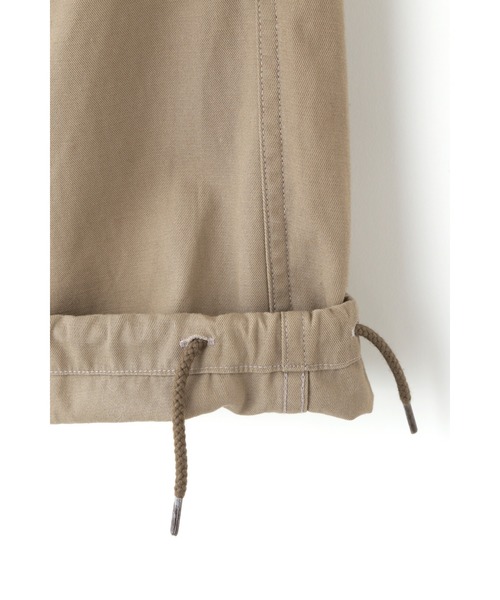 YLEVE(イレーヴ)の「YLEVE / COTTON LINEN HIGH TWIST GABARDINE M51 TR(その他パンツ・レディース・カーキ・2)」の17枚目の写真