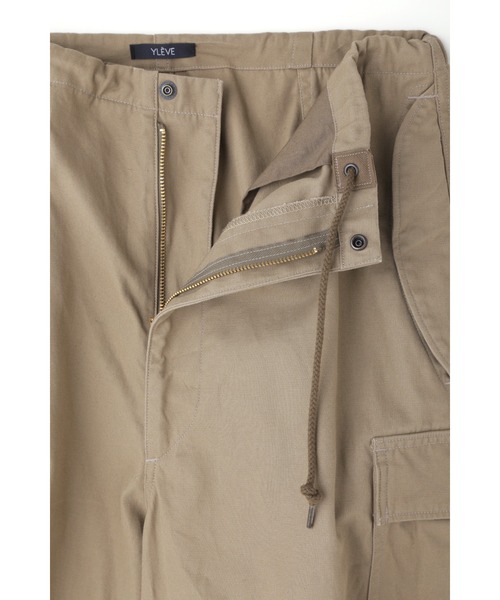 YLEVE(イレーヴ)の「YLEVE / COTTON LINEN HIGH TWIST GABARDINE M51 TR(その他パンツ・レディース・カーキ・2)」の18枚目の写真