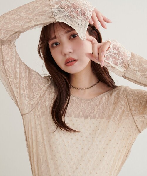 natural couture(ナチュラルクチュール)の「チュールドットリバーシブルレース(Tシャツ/カットソー・レディース・サックスブルー/チャコールグレー/ブラウン/アイボリー/ライトベージュ・FREE)」の4枚目の写真