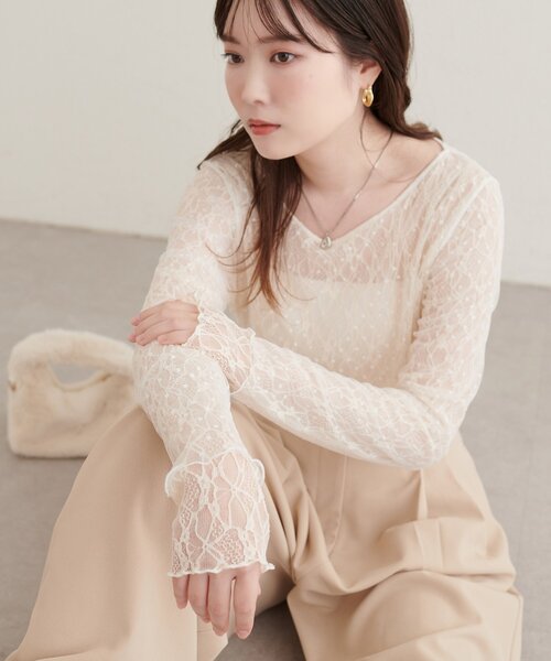 natural couture(ナチュラルクチュール)の「チュールドットリバーシブルレース(Tシャツ/カットソー・レディース・サックスブルー/チャコールグレー/ブラウン/アイボリー/ライトベージュ・FREE)」の1枚目の写真