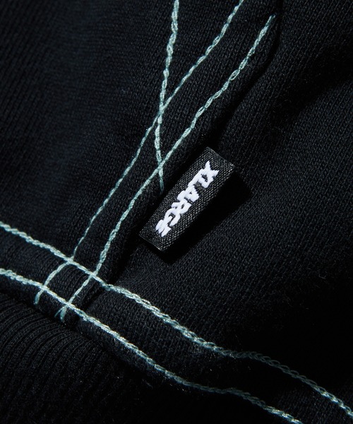 XLARGE(エクストララージ)の「CONTRAST STITCH HOODED SWEATSHIRT(パーカー・メンズ・ブラック/アッシュ/グリーン・XL/L/M/S)」の12枚目の写真