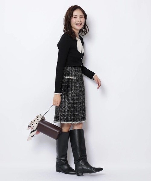 JUSGLITTY(ジャスグリッティー)の「スカーフタイリブニット(ニット/セーター・レディース・ブラック/ホワイト/ボルドー・2)」の9枚目の写真