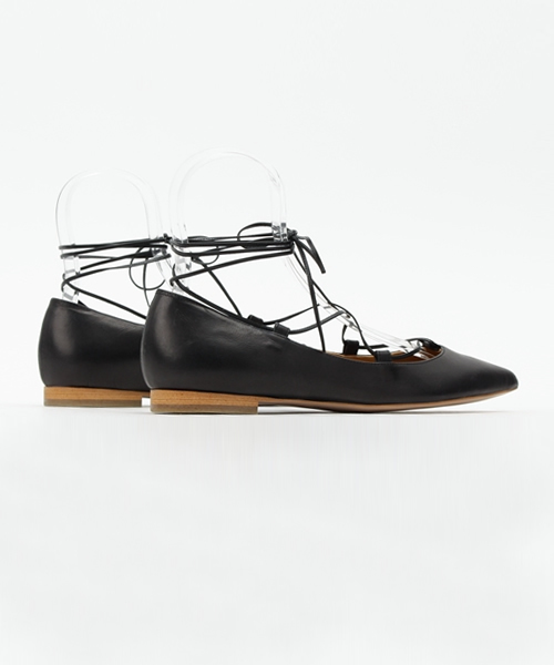 CHEMBUR ブラック フラットシューズ CHEMBUR｜チェンバーのフラットシューズ通販｜ELLE SHOP (エル・ショップ)
