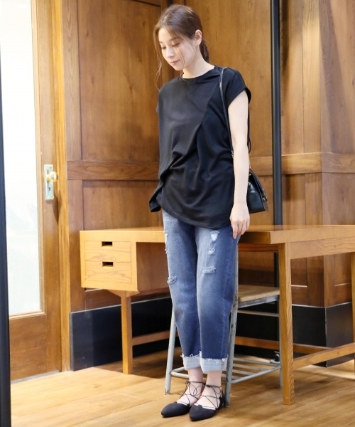 LEPSIM（レプシィム）の「レースアップセパレートフラットシューズ　724850（バレエシューズ・レディース・ブラック・MEDIUM/SMALL/LARGE）」の2枚目の写真