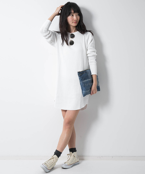 Champion(チャンピオン)の「Champion / チャンピオン × AMERICAN RAG CIE 別注 ミリタリーサーマルワンピース(ワンピース・レディース・オフホワイト/ブラック/トップグレー・FREE)」の19枚目の写真