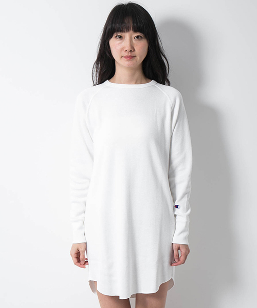 Champion(チャンピオン)の「Champion / チャンピオン × AMERICAN RAG CIE 別注 ミリタリーサーマルワンピース(ワンピース・レディース・オフホワイト/ブラック/トップグレー・FREE)」の21枚目の写真