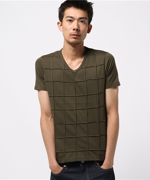 ROOPTOKYO(ループトウキョウ)の「Tシャツ Vネック ピンタック ブロックチェック 半袖カットソー(Tシャツ/カットソー・メンズ・ヘザ-グレー/オフホワイト/ネイビー/ピンク/ブラック/カーキ/ワイン・L/M)」の1枚目の写真