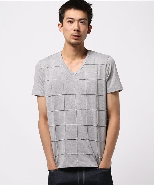 ROOPTOKYO(ループトウキョウ)の「Tシャツ Vネック ピンタック ブロックチェック 半袖カットソー(Tシャツ/カットソー・メンズ・ヘザ-グレー/オフホワイト/ネイビー/ピンク/ブラック/カーキ/ワイン・L/M)」の5枚目の写真