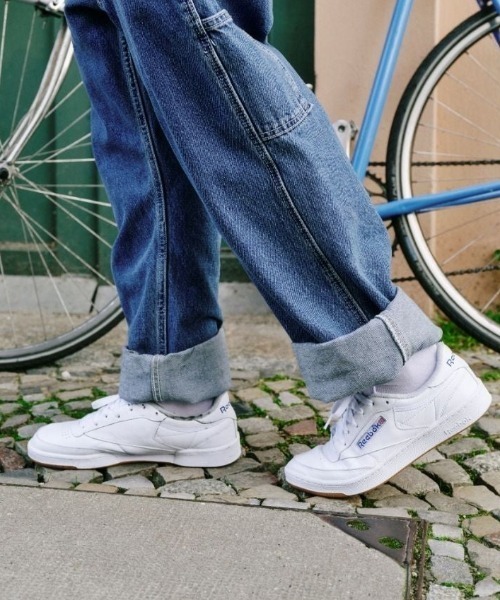 Reebok（リーボック）の「クラブシー CLUB C 85（スニーカー・メンズ・ブラック/ホワイト/ホワイト×グリーン/ブラック×ホワイト/ホワイト×ネイビー/ホワイト系その他/ホワイト系その他2・26.0cm/27.5cm/28.0cm/30.0cm/26.5cm/29.5cm/27.0cm/29.0cm/25.5cm/28.5cm/25.0cm/24.0cm/23.0cm/23.5cm/24.5cm/22.5cm/22.5㎝/31cm）」の5枚目の写真
