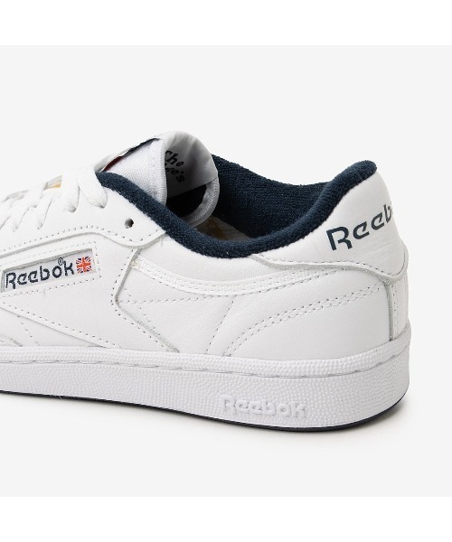 Reebok(リーボック)の「クラブシー CLUB C 85(スニーカー・メンズ・ブラック/ホワイト/ホワイト×グリーン/ブラック×ホワイト/ホワイト×ネイビー/ホワイト系その他・26.0cm/27.5cm/28.0cm/30.0cm/26.5cm/29.5cm/27.0cm/29.0cm/25.5cm/28.5cm/25.0cm/24.0cm/23.0cm/23.5cm/24.5cm/22.5cm/22.5㎝)」の7枚目の写真
