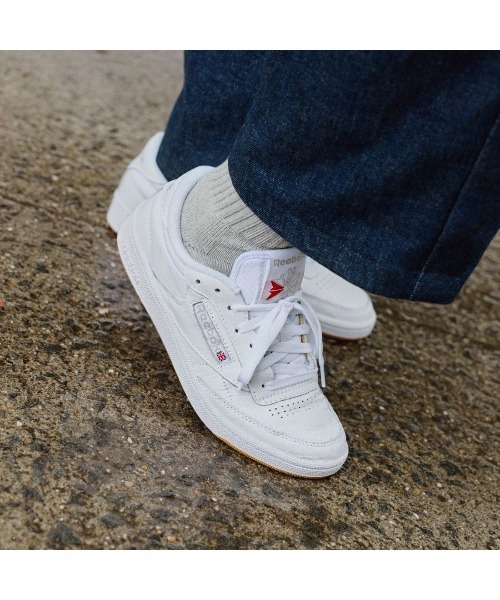 Reebok(リーボック)の「クラブシー/ CLUB C 85(スニーカー・メンズ・ブラック/ホワイト/ホワイト×グリーン/ブラック×ホワイト/ホワイト×ネイビー/ホワイト系その他/ホワイト系その他2・26.0cm/27.5cm/28.0cm/30.0cm/26.5cm/29.5cm/27.0cm/29.0cm/25.5cm/28.5cm/25.0cm/24.0cm/23.0cm/23.5cm/24.5cm/22.5cm/22.5㎝/31cm)」の14枚目の写真