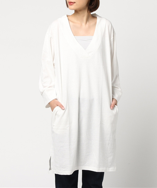 PLAIN CLOTHING（プレーンクロージング）の「Vネックカットソー【PLAIN CLOTHING】（Tシャツ/カットソー・ブラック/ホワイト・FREE）」の14枚目の写真