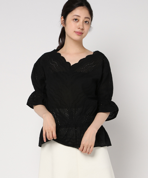 VENCEEXCHANGE(ヴァンスエクスチェンジ)の「エンブロイダリーレースプルオーバー(シャツ/ブラウス・レディース・ブラック/オフホワイト・MEDIUM)」の2枚目の写真
