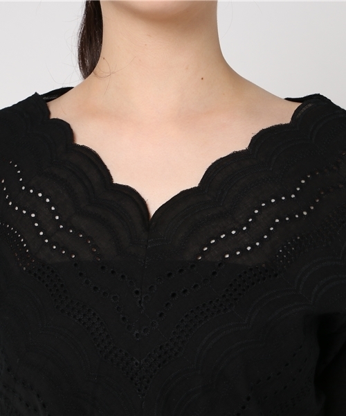 VENCEEXCHANGE(ヴァンスエクスチェンジ)の「エンブロイダリーレースプルオーバー(シャツ/ブラウス・レディース・ブラック/オフホワイト・MEDIUM)」の6枚目の写真