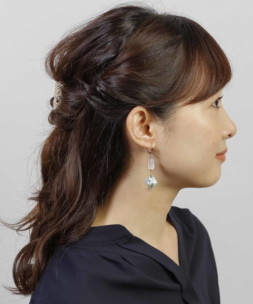 PLAIN CLOTHING(プレーンクロージング)の「ストーンイヤリング【PLAIN CLOTHING】(イヤリング・レディース・ターコイズブルー/ホワイト/ピンク/ミント・FREE)」の3枚目の写真